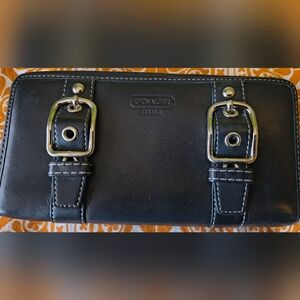 Coach Black Leather Zoe Wallet/Clutch